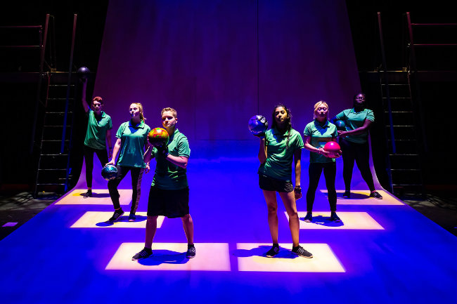 Cast member (L to r) Rachel Platt (Sarah), Lillian Dennison (Riley), Kay Berlatsky (Cassidy), Susmi Chennareddy (Karina), Amber Yun (Pearl), Vanessa Dadzie (Ellen)