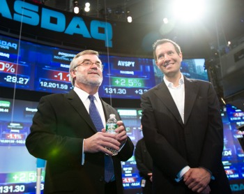 Whaley-Sagi NASDAQ-tradingfloor Bob Whaley and Jacob Sagi