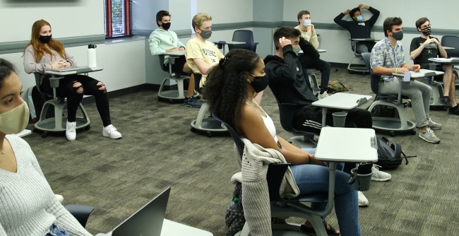 An American Studies seminar taught by the Rev. Dr. Clay Stauffer is exploring the complex relationship between religion and partisan politics in the United States, putting an emphasis on civility, mutual respect and robust dialogue.