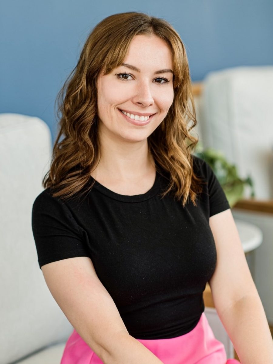 Headshot for Krystal Schmidt