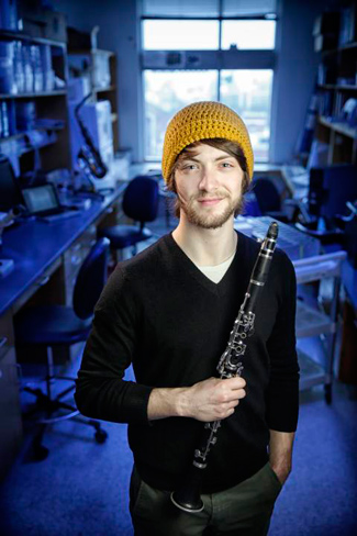 Blair senior Brian Cooper in the Rokas Lab. (John Russell/Vanderbilt)