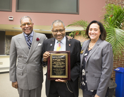 Martin Luther King Jr. lecturer David Gordon, M.D., center, with Vanderbilt’s André Churchwell, M.D., and Jana Lauderdale, Ph.D., R.N. (photo by Susan Urmy)