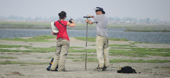 Sediment cores collected on Polder 32 have revealed 10-70 cm thick tidal splay deposits, which accumulated in the two year period of tidal inundation caused by embankment breaches during Cyclone Aila.