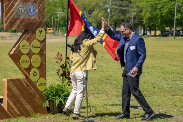 Laura Zapata, Clearloop CEO and co-founder and Eric Kopstain, Vanderbilt University vice chancellor for administration