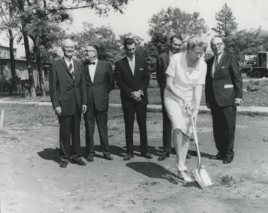 Susan Gray breaks ground for the John F. Kennedy Center of George Peabody College for Teachers in August 1966.