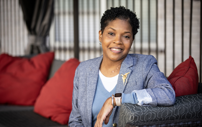 Transplant patient Connie Rankin was cleared to return home to Memphis just in time for the holidays. (photo by Erin O. Smith)