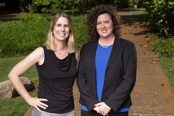 Melissa Hilmes, Shannon Cole on VU campus