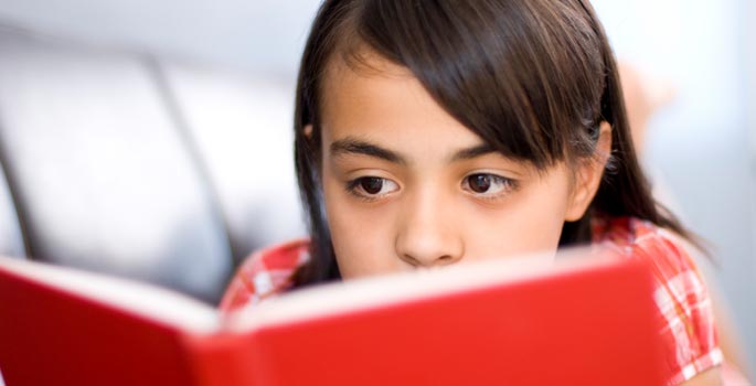 girl-reading685x350