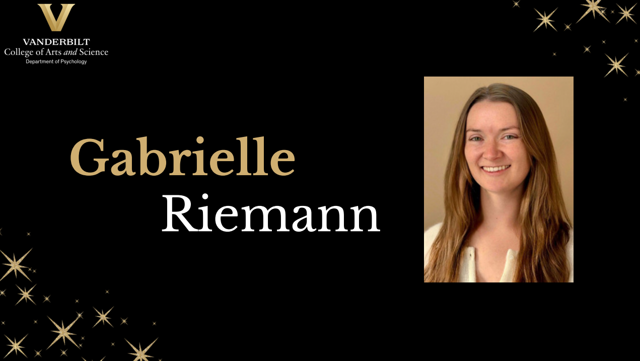 Gabrielle Reimann successfully defends dissertation