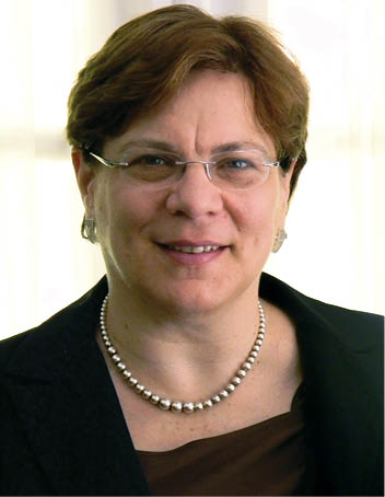 photo of Lauren Benton