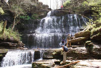 Short_Springs_waterfall_sm