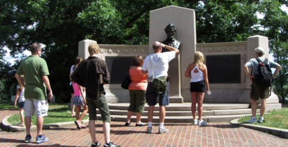 Gettysburg_Memorial_Lincoln