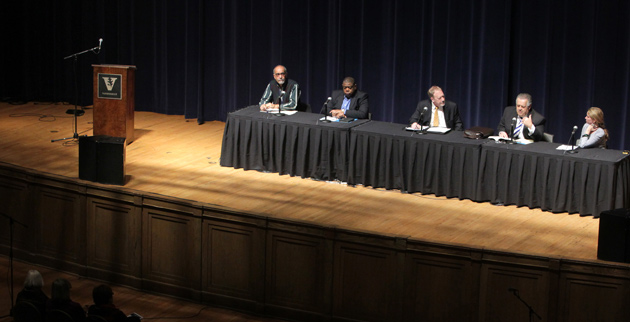 Participants discussing the Emancipation Proclamation Feb. 12 included (l-r) Richard Blackett, Dennis Dickerson, Mark Forrester, Richard Land and Becca Stevens. (Steve Green/Vanderbilt)
