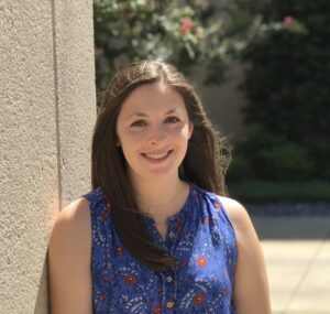 Hannah Weeks headshot