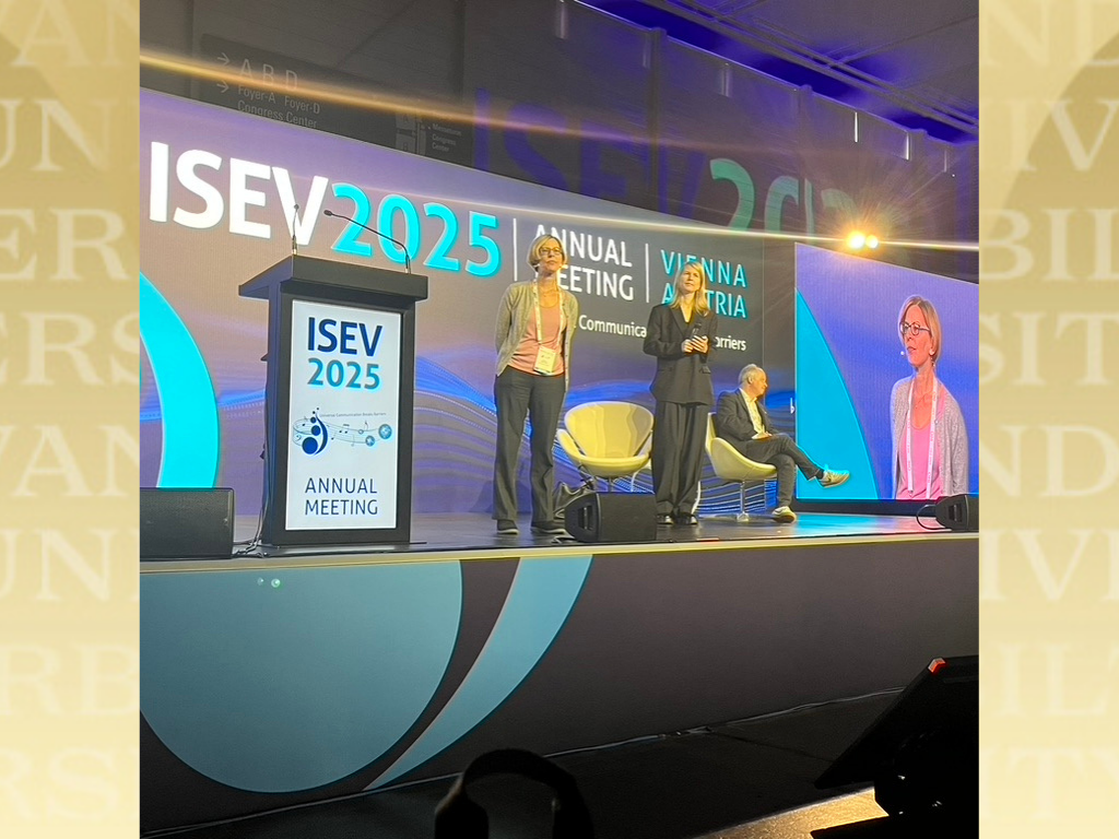 Alissa Weaver presenting at the International Extracellular Vesicle Conference in Austria.