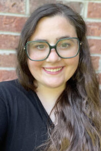 headshot of Amanda Avona