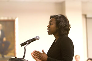 Kendra Key '15 arguing in the 2014 Moot Court competition