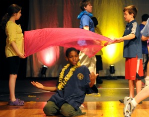 SENSE1-small Children performing