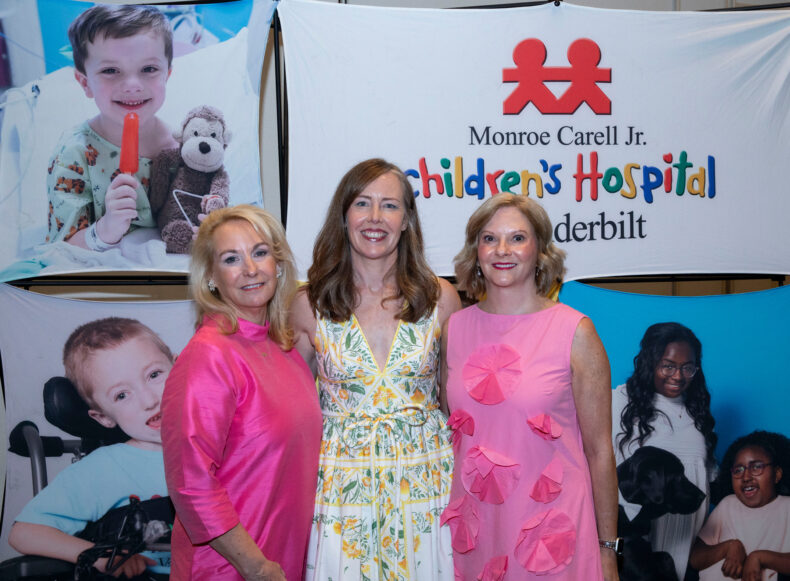 From left, Robin Puryear, Friends Volunteer ICON Award Winner, with Alyce Ory and Lella Wilbanks, Friends & Fashion event co-chairs. (photo by Susan Urmy)
