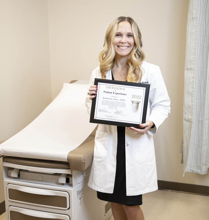 Katherine Annis, APRN, FNP-BC, works at the Vanderbilt Breast Center at Vanderbilt Health One Hundred Oaks. Annis and Jane Case, DNP, APRN-BC, who works in Primary Care, finished fiscal year 2022 with a perfect top box score in Patient Experience measures of 100. (photo by Erin O. Smith)