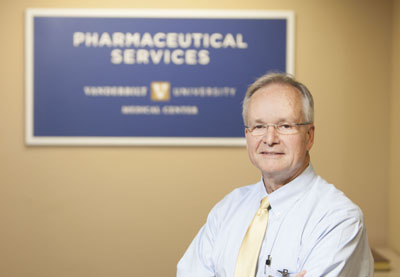 Steve Huffines, Environmental portrait For Credo Awards. by : Susan Urmy