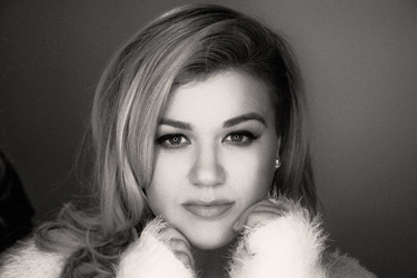 Kelly Clarkson will serve as grand marshall for the parade.