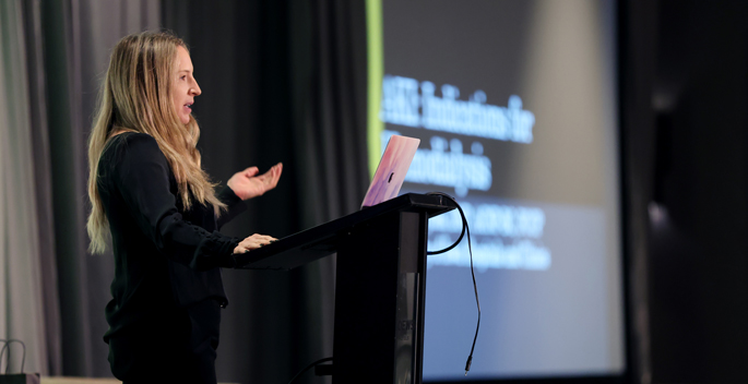 Allison Wynes, ACNP-BC, speaks during last week’s ACNP/PA Critical Care Boot Camp.