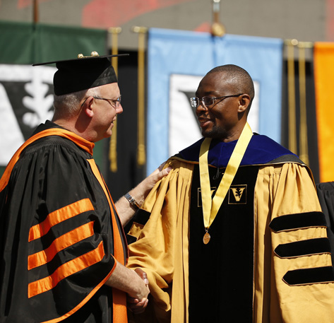 Grad Grad Founders JR230