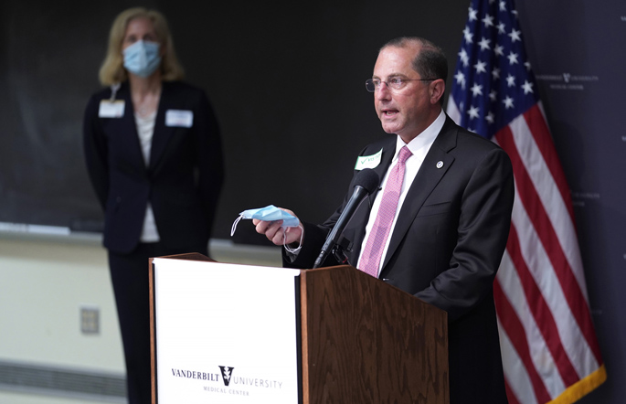 U.S. Health and Human Services Secretary Alex Azar visited VUMC Tuesday, Sept. 15, to learn more about the Medical Center’s ongoing Moderna COVID-19 vaccine trial and the convalescent plasma trial. Both studies are funded through the National Institutes of Health’s Operation Warp Speed. In the photo above, Azar and VUMC’s Jennifer Pietenpol, PhD, speak with reporters during a press conference following Azar’s visit.