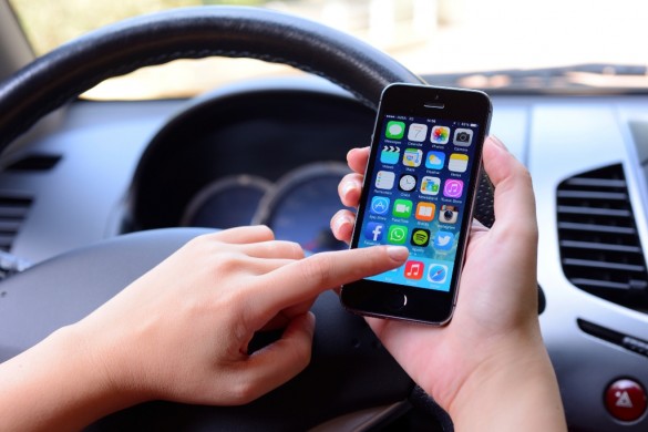 distracted driving texting while driving sm