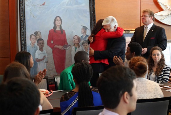 Aspirnaut Hudson hug