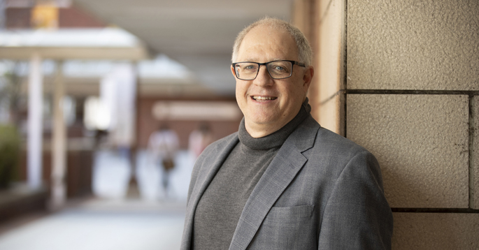 Jordan Berlin, MD, was recognized for his leadership serving on an NCI team that researched and recommended changes to clinical trial protocols that expanded the role of advanced practice providers.