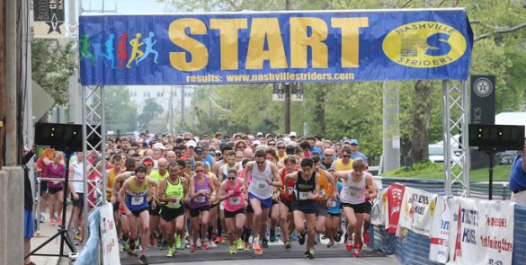 Trot 2015 JR329 tease