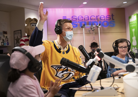 Retired Nashville Predators goalie Pekka Rinne during a recent visit with patients in Seacrest Studio at Monroe Carell Jr. Children’s Hospital at Vanderbilt.