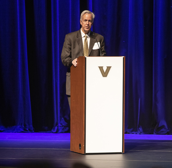 Vanderbilt’s Ken Holroyd, MD, MBA, lead of the Brock Family Center for Applied Innovation, speaks during the recent Healthcare Artificial Intelligence Sessions. (photo by Erin O. Smith)