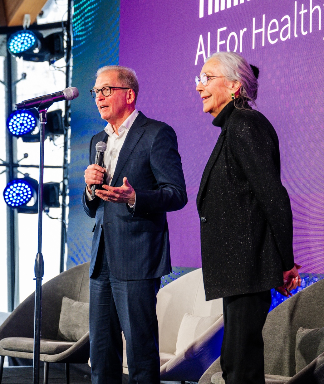 Alice L. Walton School of Medicine and Stanford Medicine host AI conference on community health