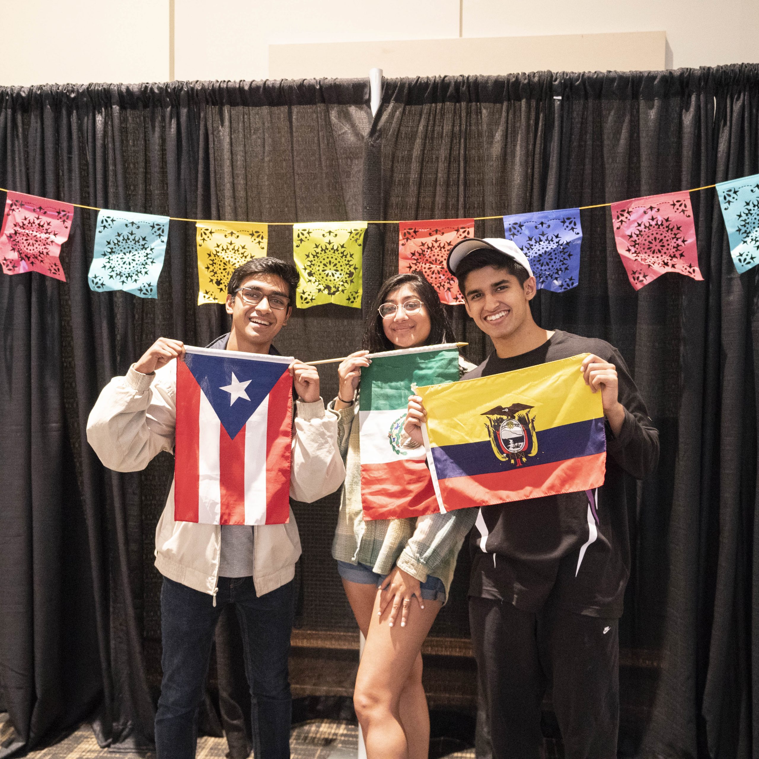 Sabor Latino, ALAS' signature celebration for Hispanic Heritage Month is at the Student Life Center Ballroom. The program is celebrating Latin American culture through food, music, dancing, and student presentations.
