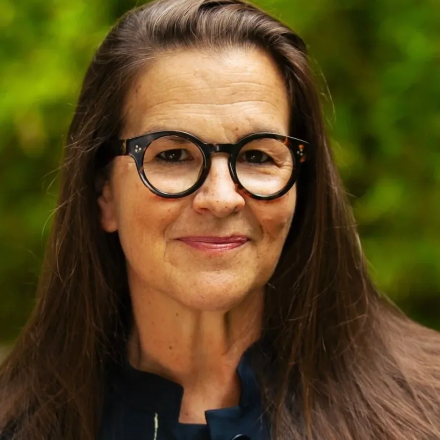 Annie Jacobsen, NYT Bestselling Author